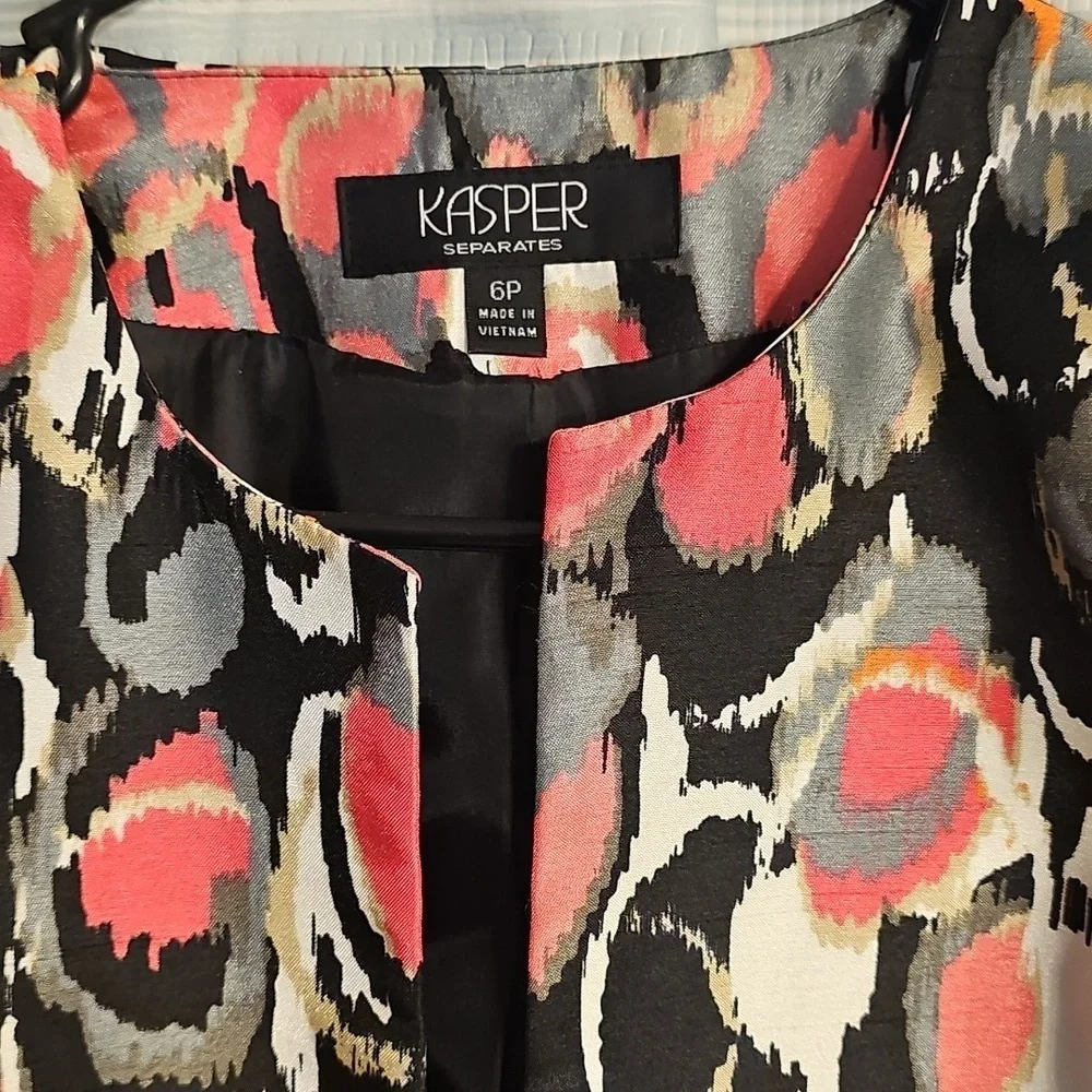 Kasper Women’s Petite Multicolor Abstract Blazer - Picture 2 of 7